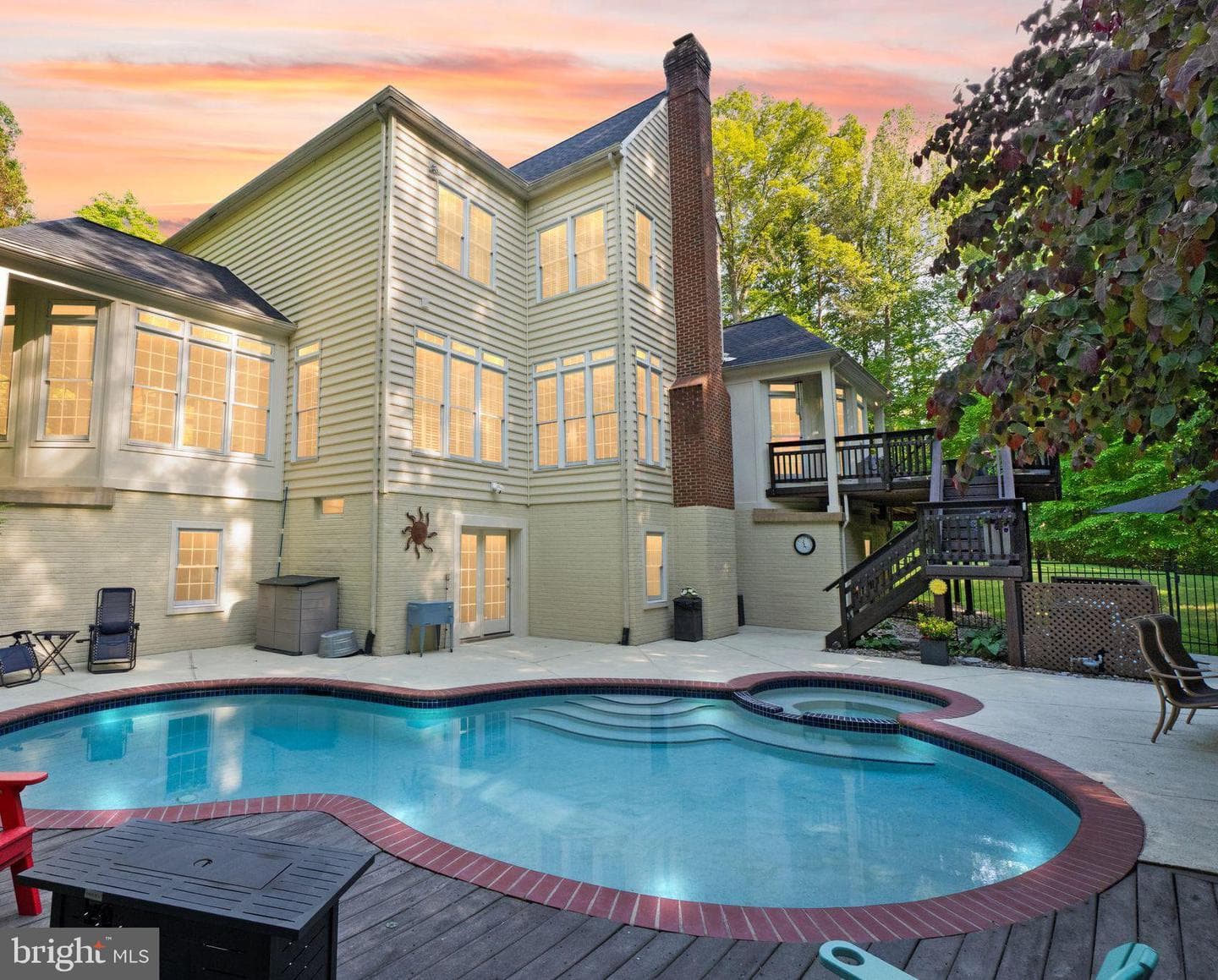10082 Roseland Ridge Road photo 4