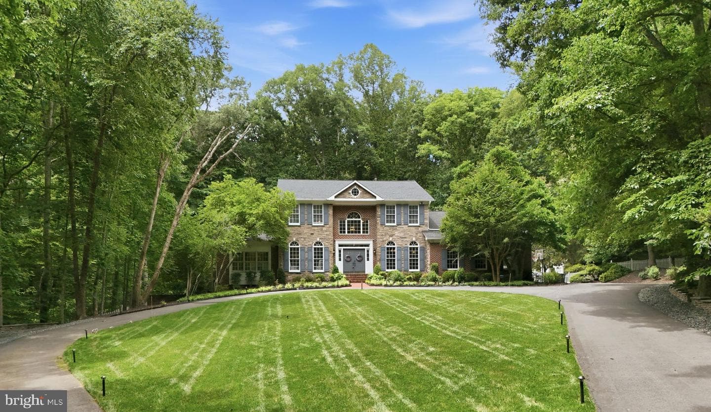 8604 Beaver Pond Lane, Fairfax Station