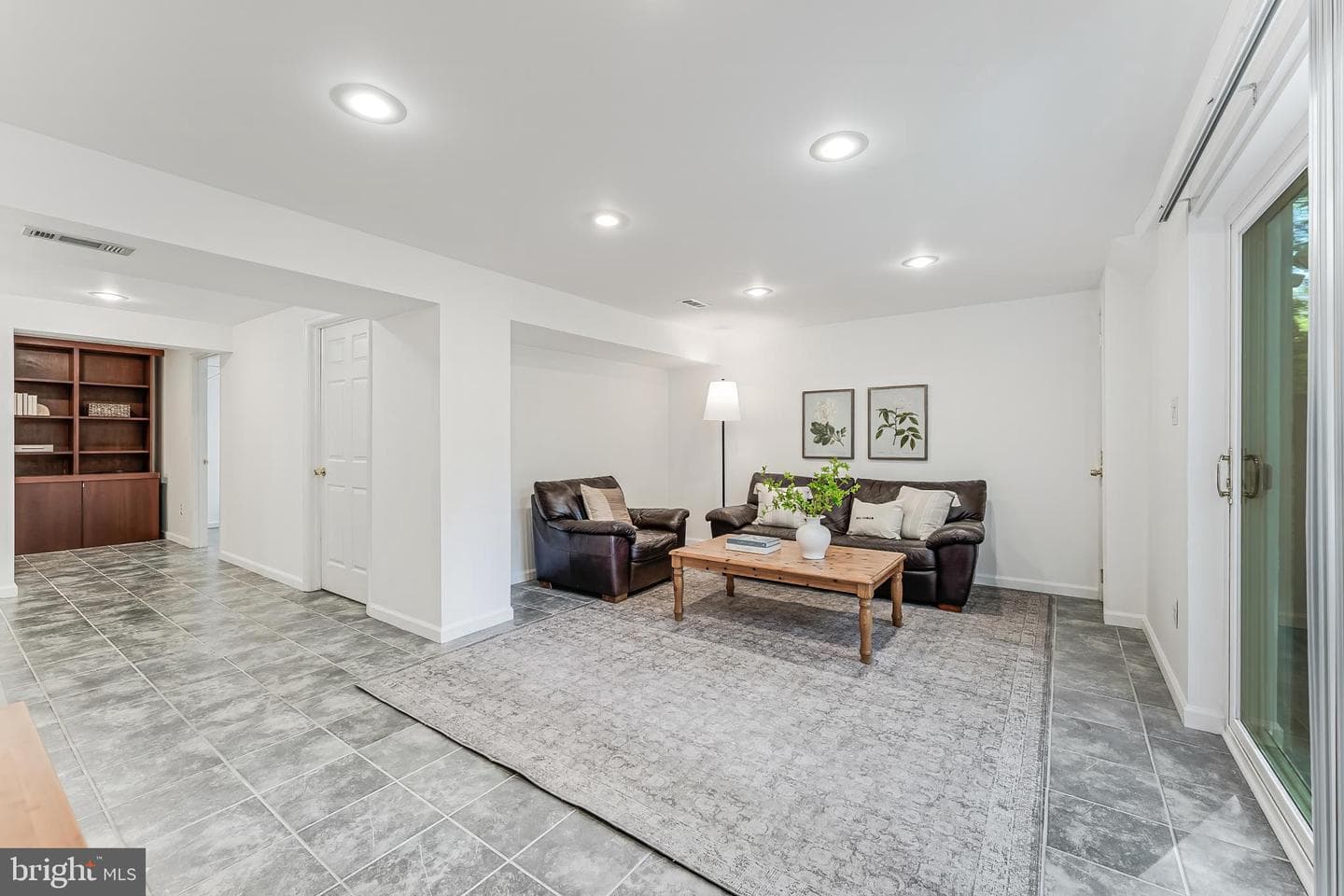 2362 Albot Road photo 28