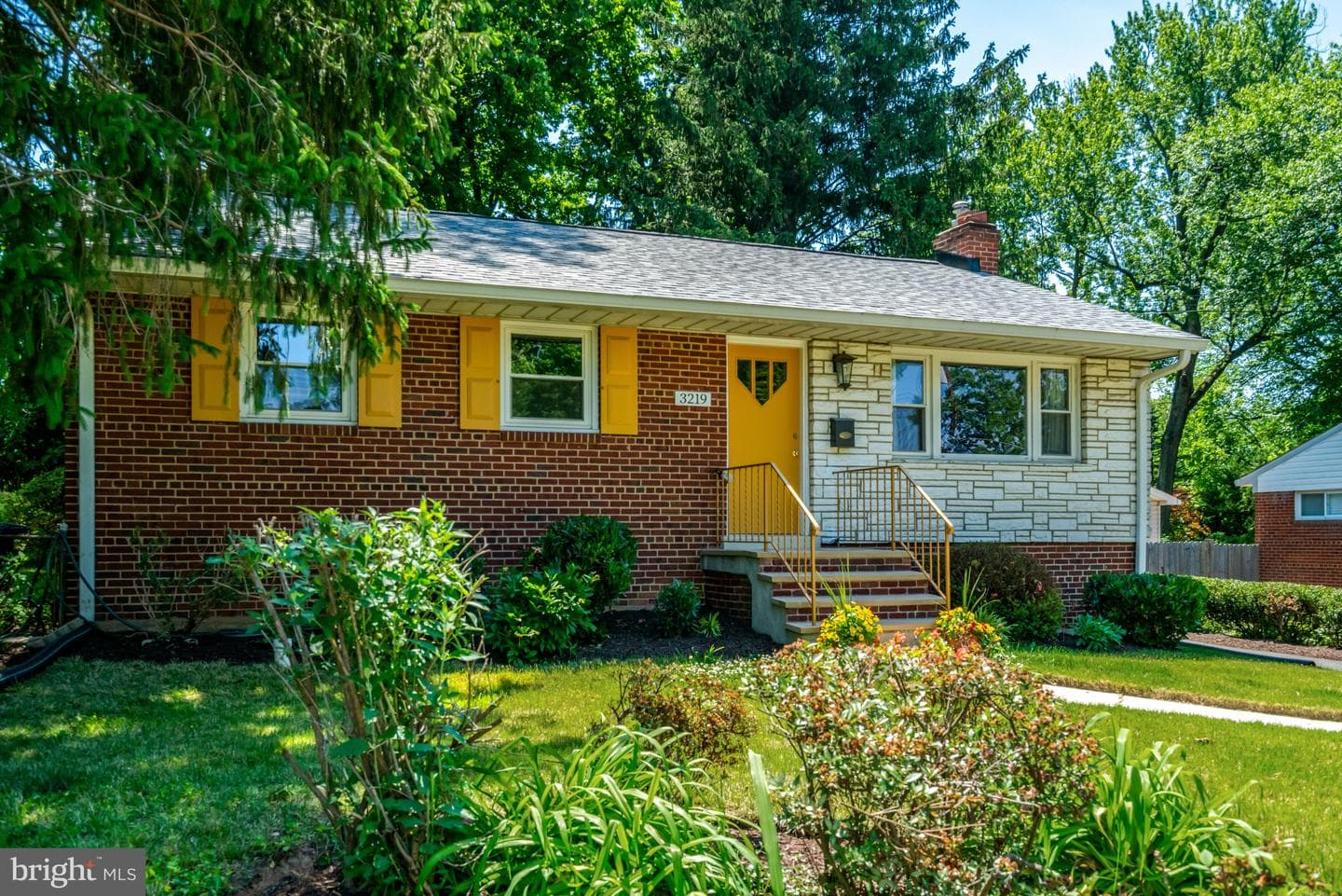 3219 Norfolk Lane photo 3