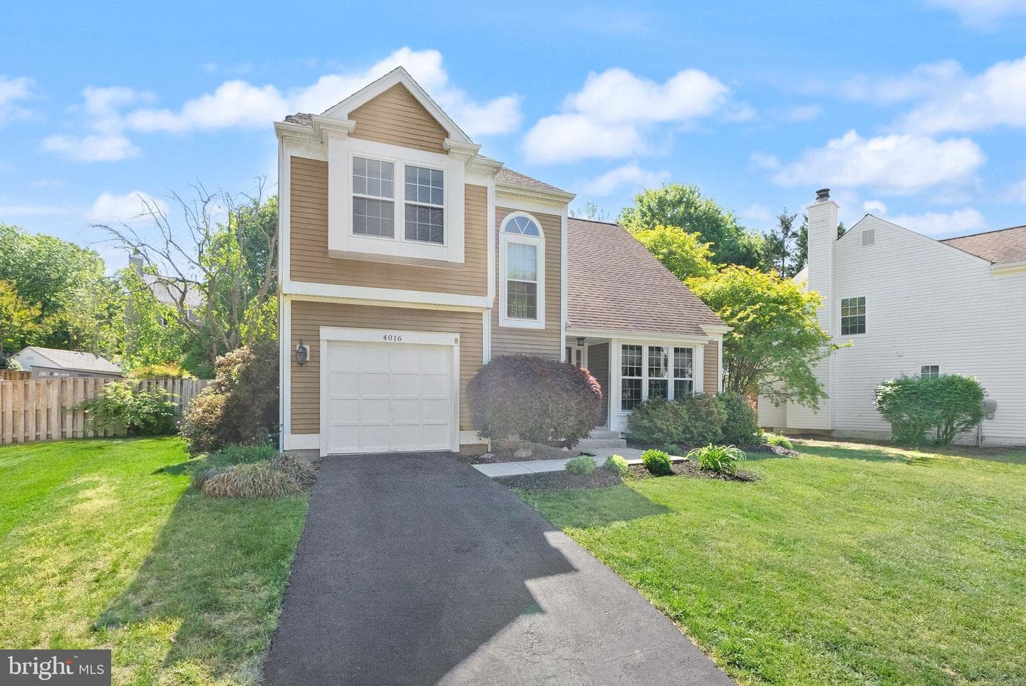 4016 Blue Slate Drive photo 3