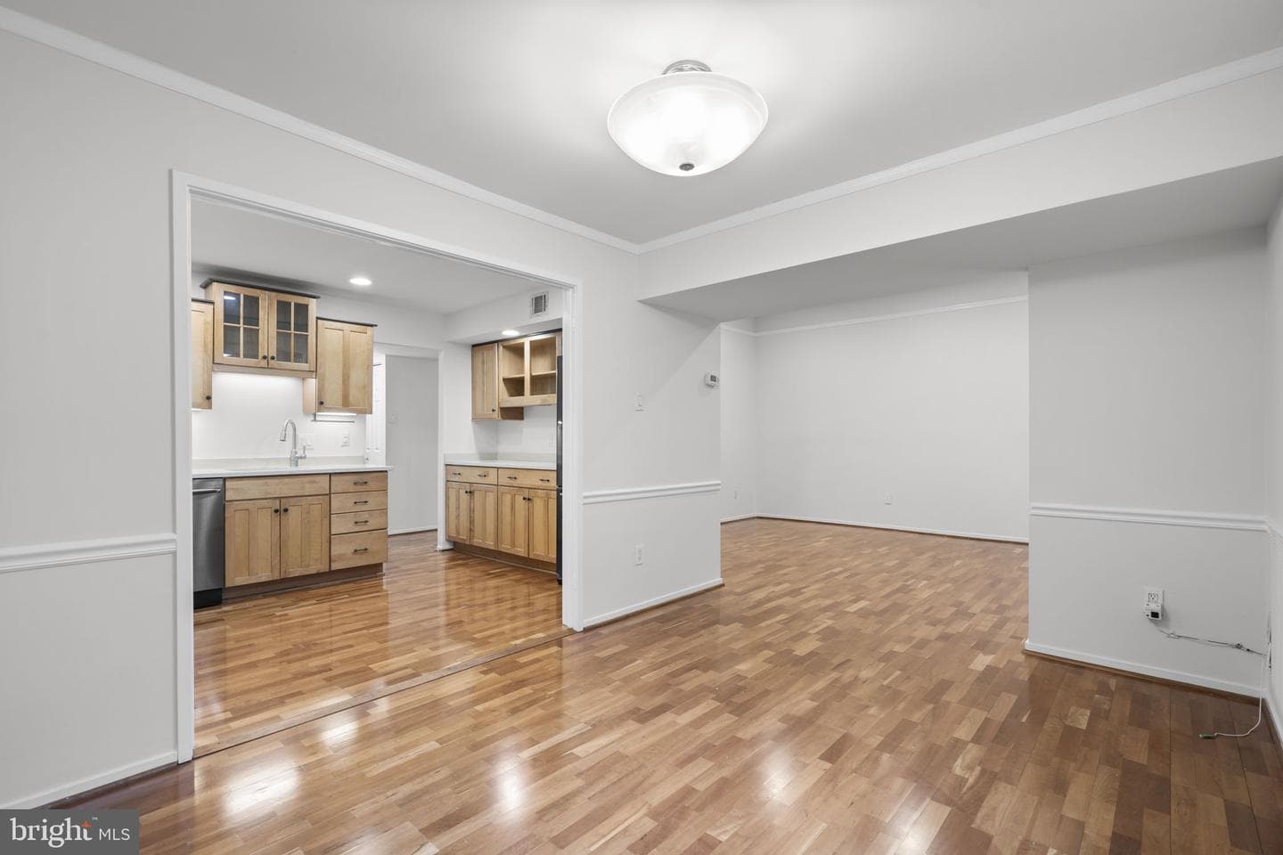1631 Parkcrest Circle #8b/301 photo 15