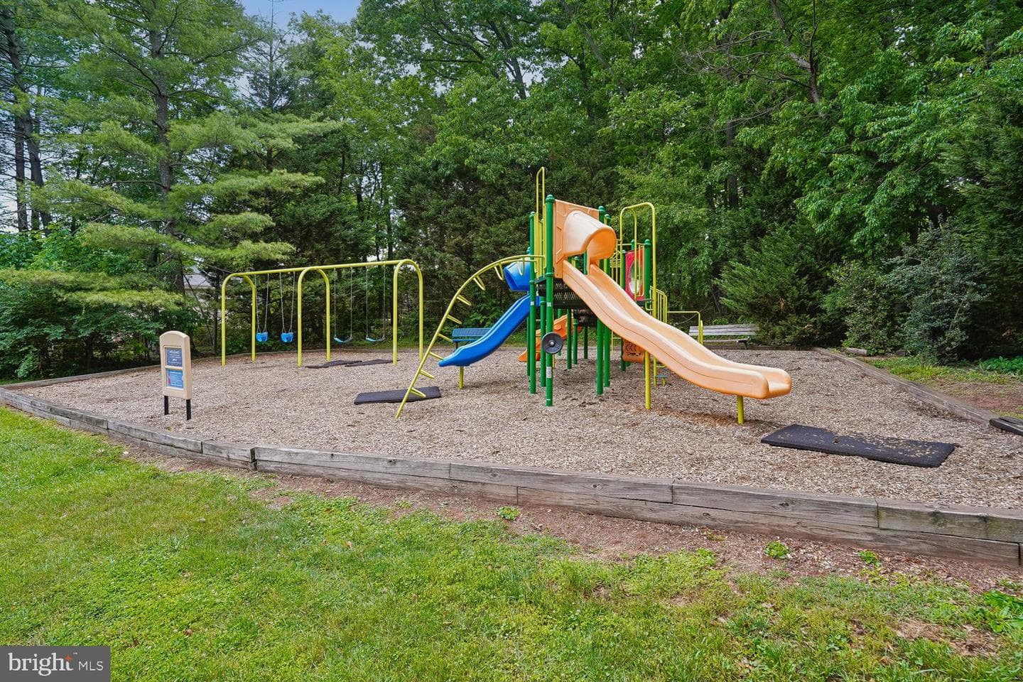 13484 Lake Shore photo 58