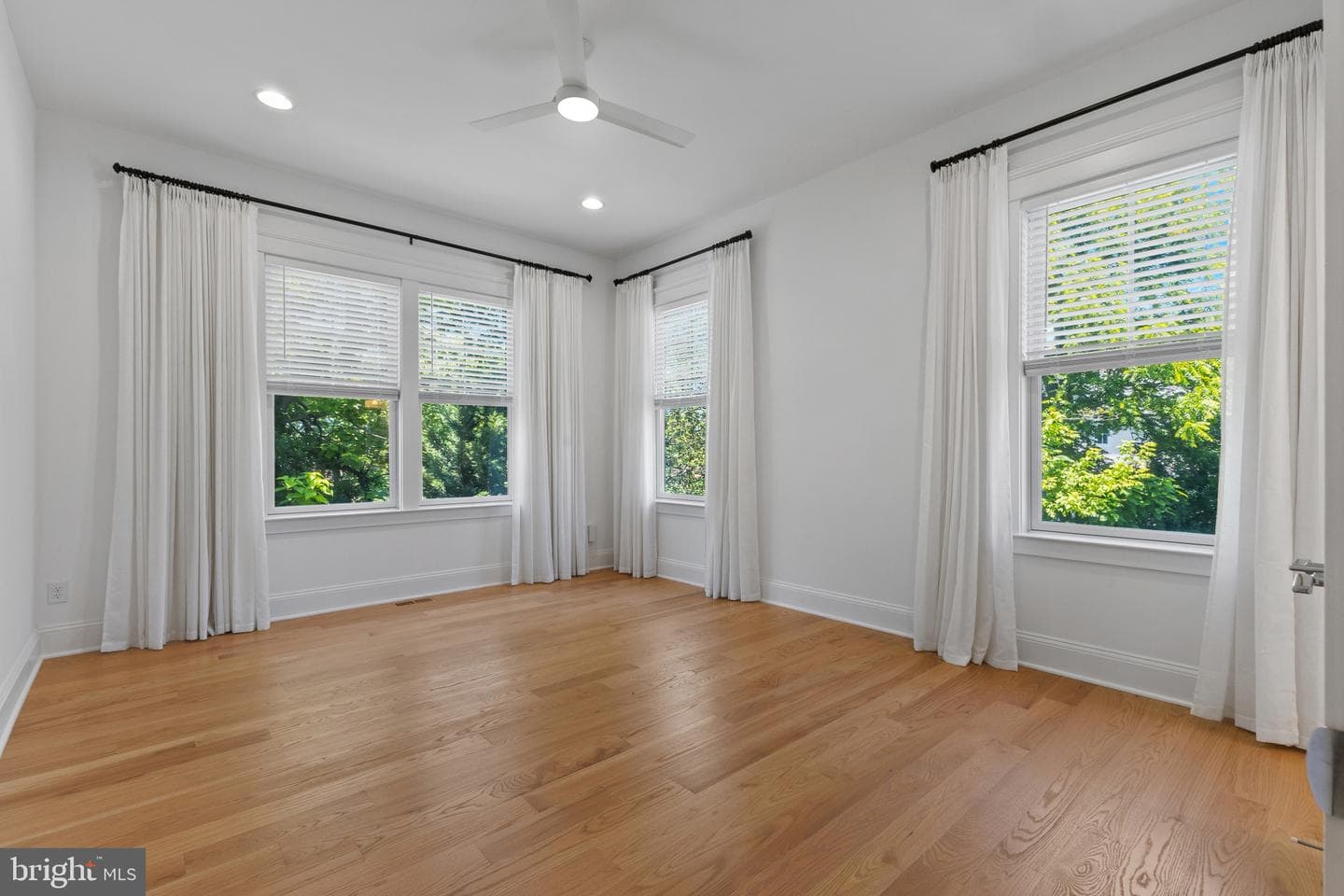 1903 Torregrossa Court photo 9