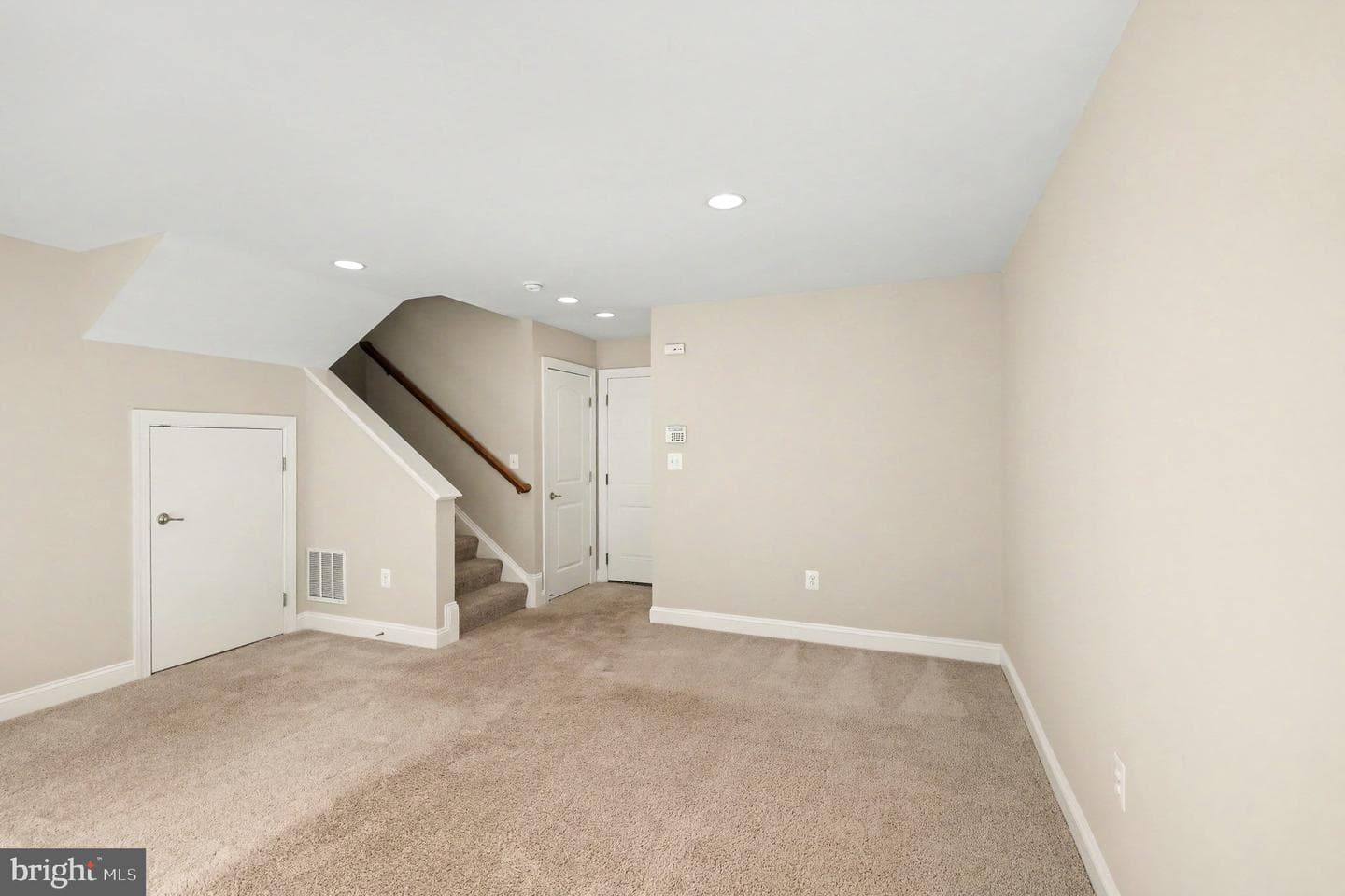 8046 Reserve Way photo 22