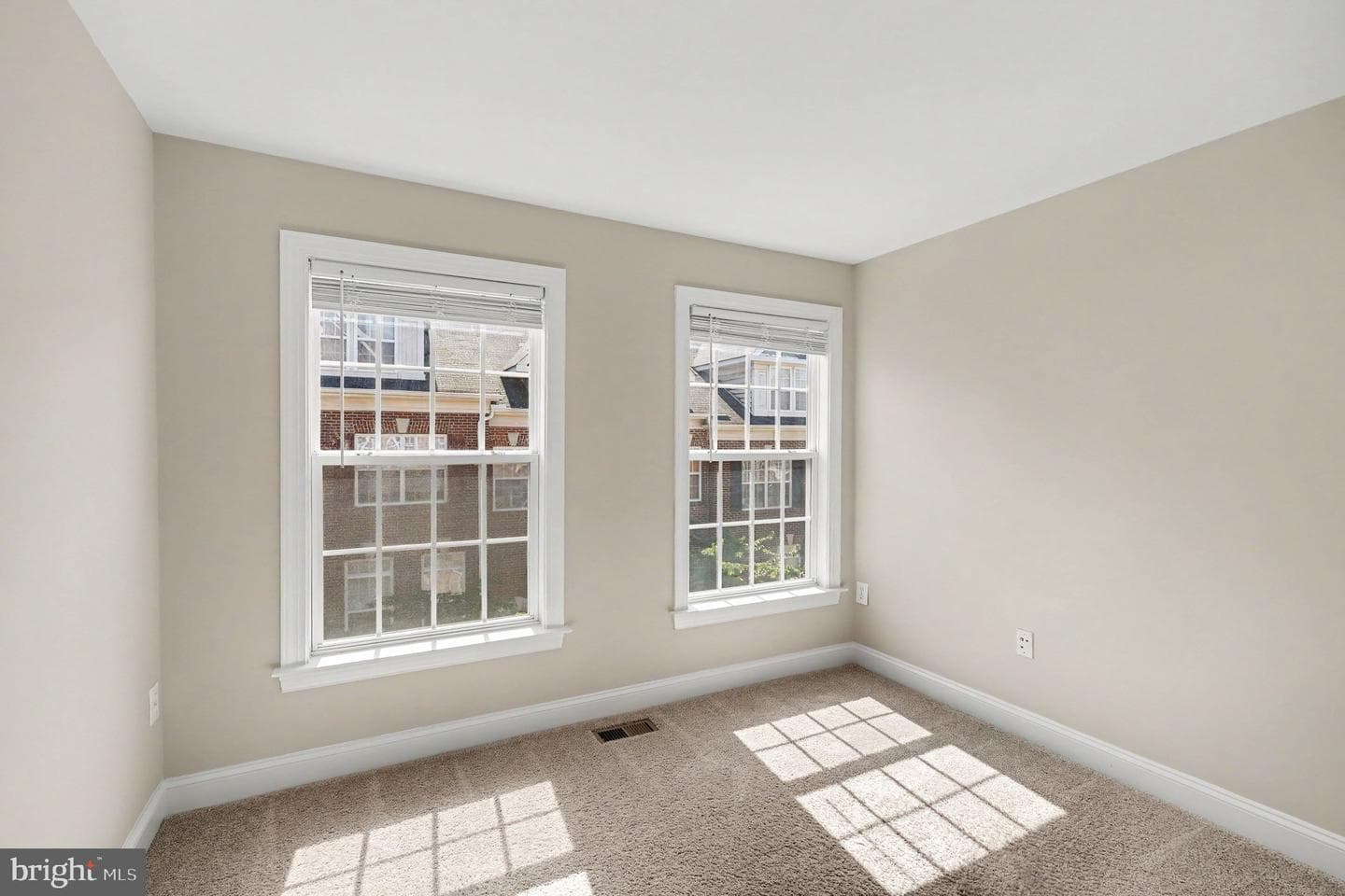 8046 Reserve Way photo 36
