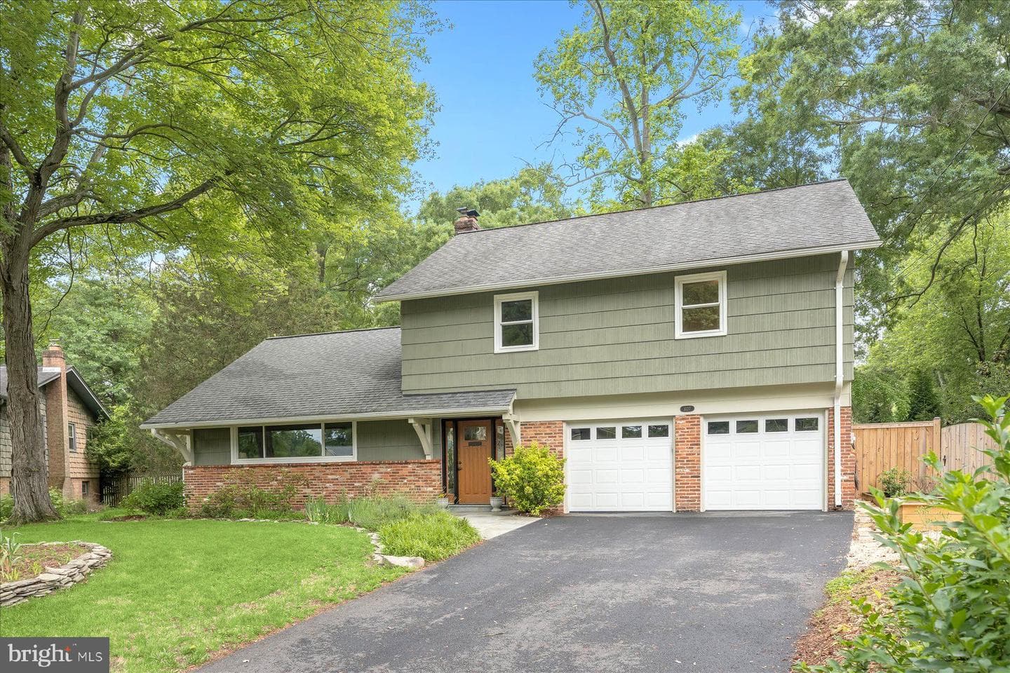 3127 Battersea Lane photo 2