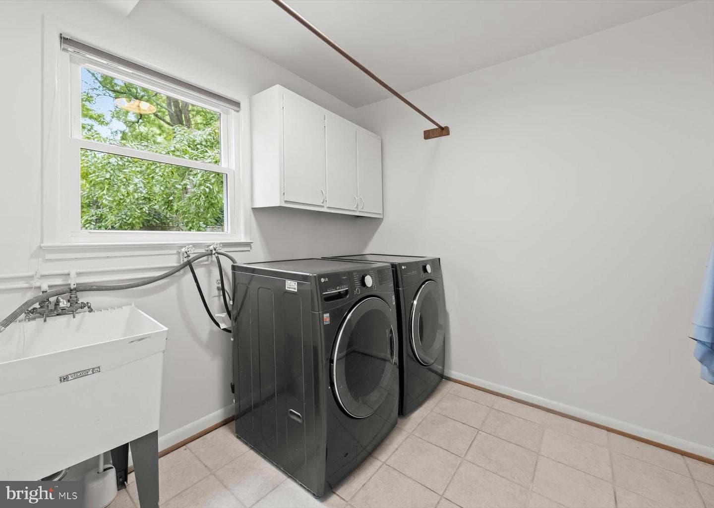 3127 Battersea Lane photo 22