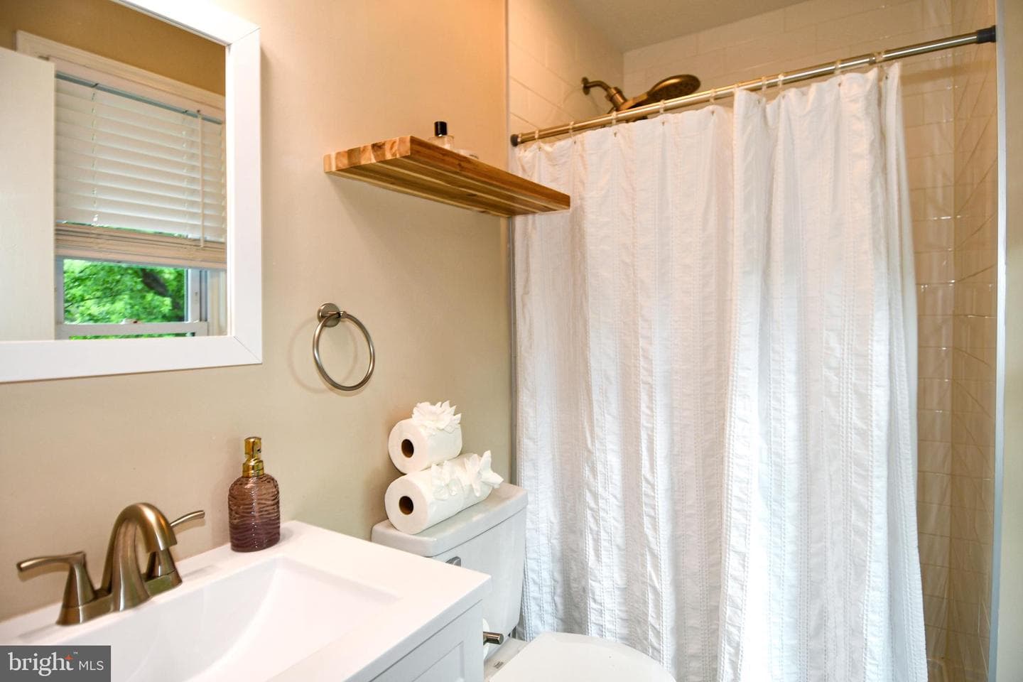 13703 Lynncroft Drive photo 20