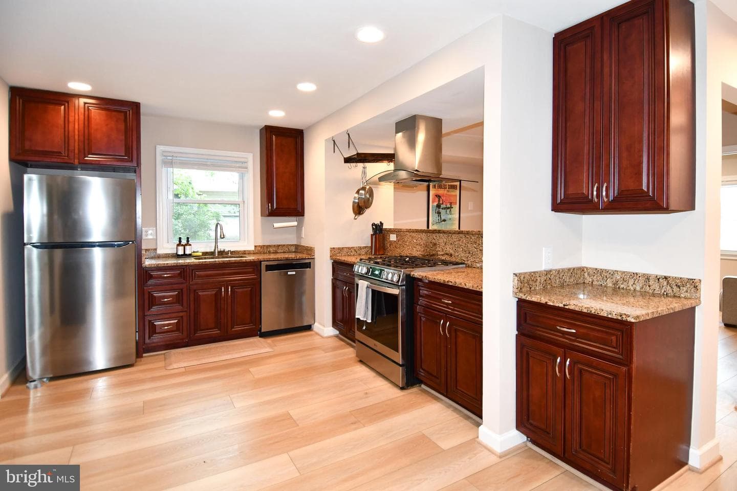 13703 Lynncroft Drive photo 7