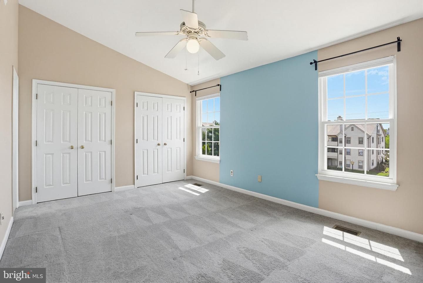 6891 Signature Circle photo 22