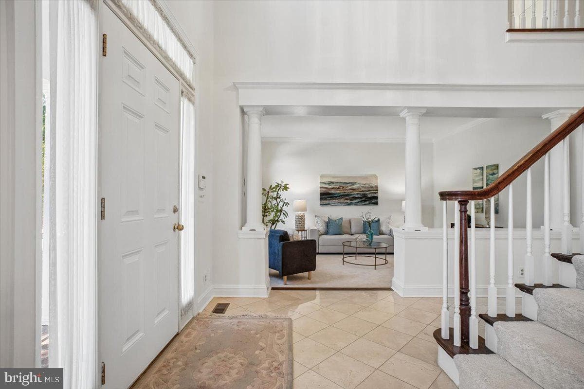 9103 Lynchburg Court photo 2