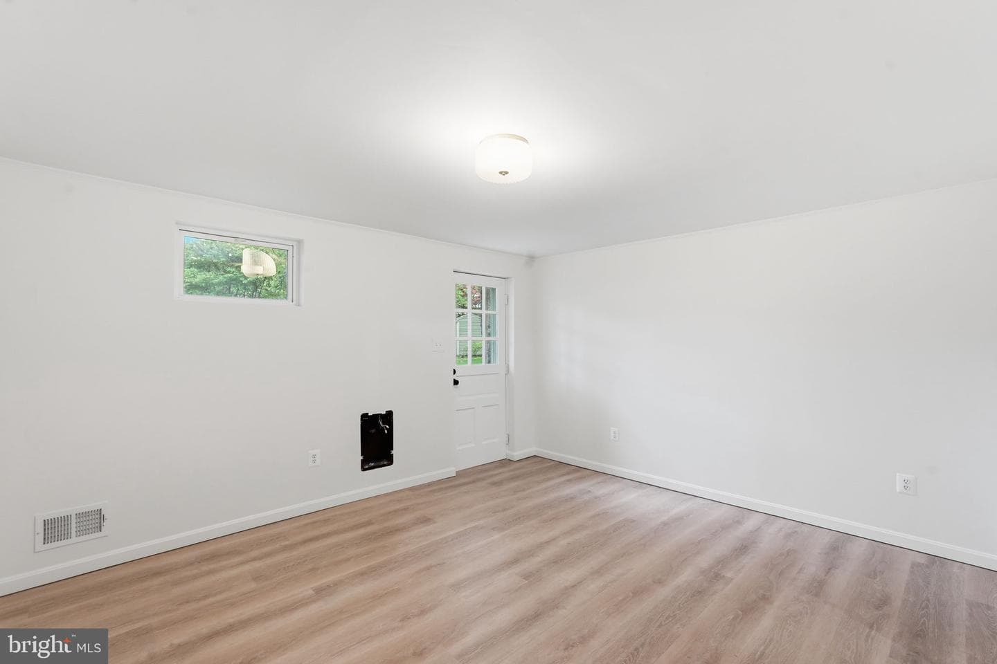 1827 Abbotsford Drive photo 35