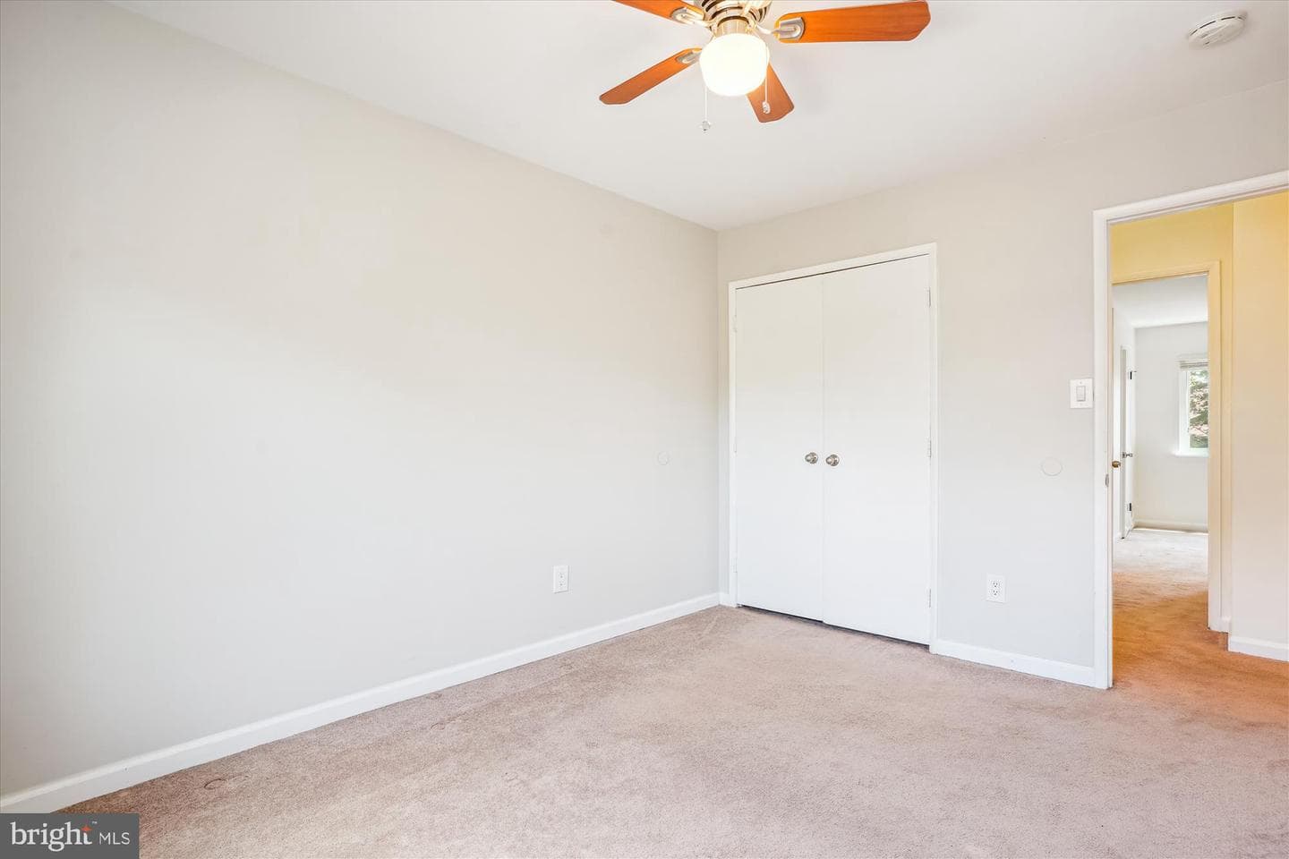 9082 Arlington Boulevard photo 26
