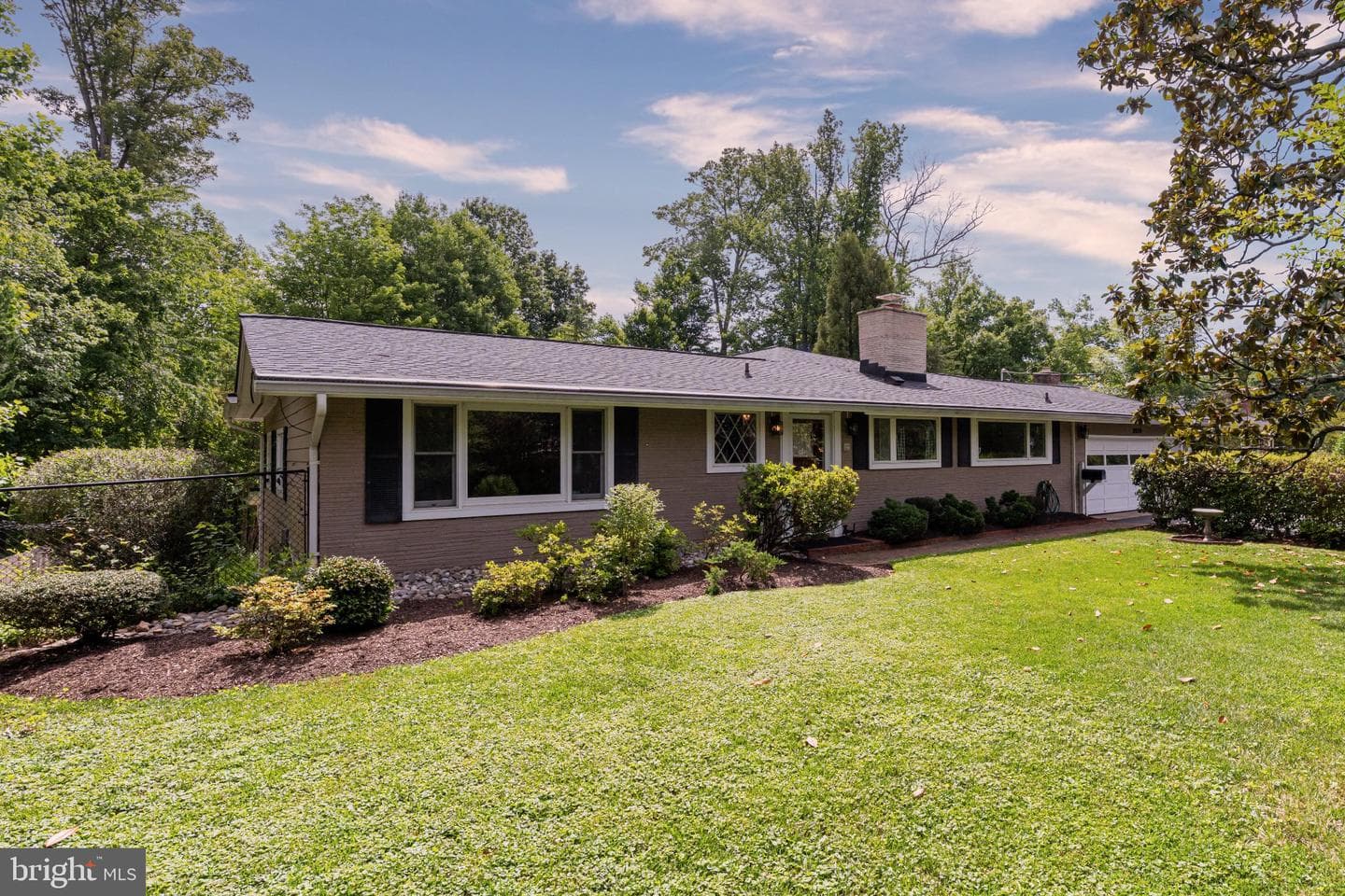 3525 Devon Drive photo 3