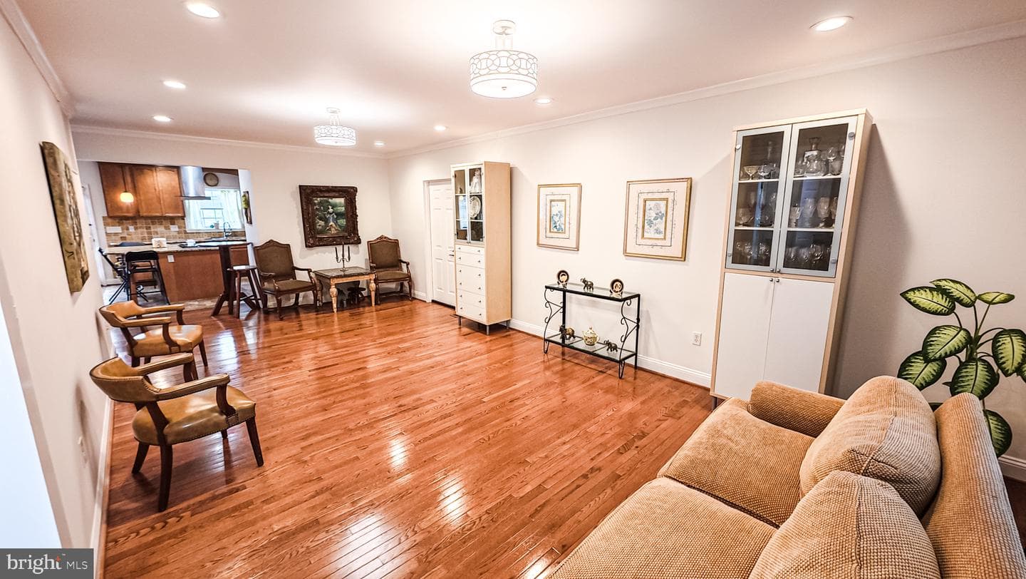 1807 Anderson Road photo 5