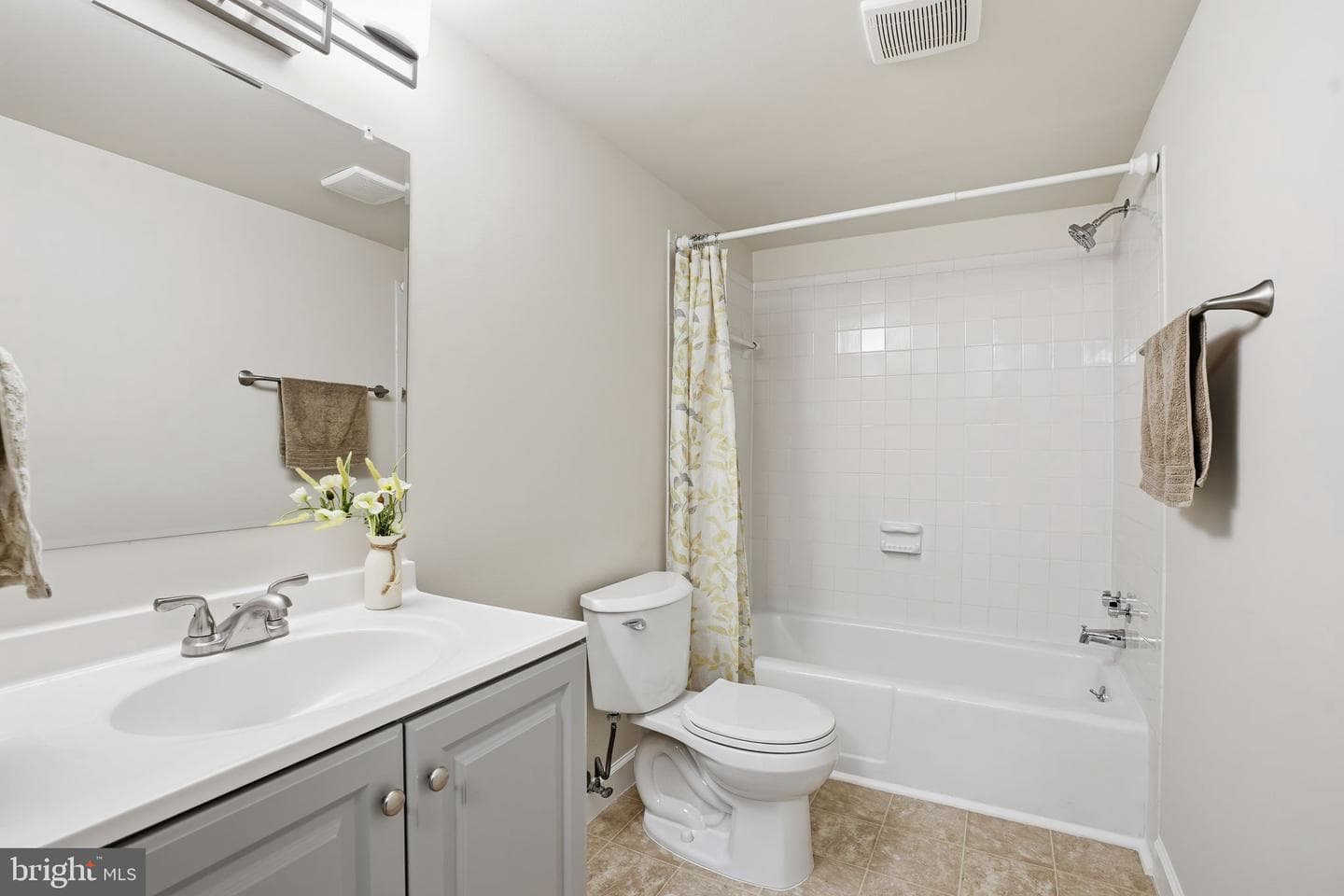 1552 Northgate Square #12b photo 11