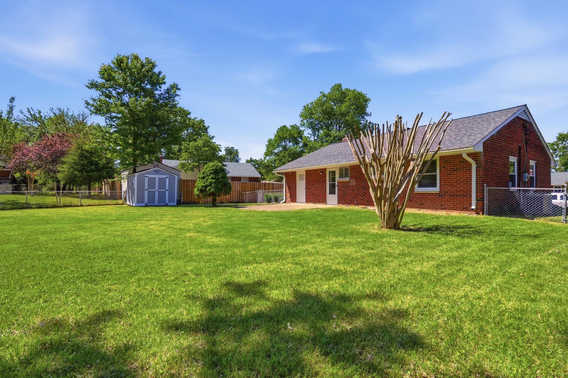 6121 Yellowstone Drive photo 25