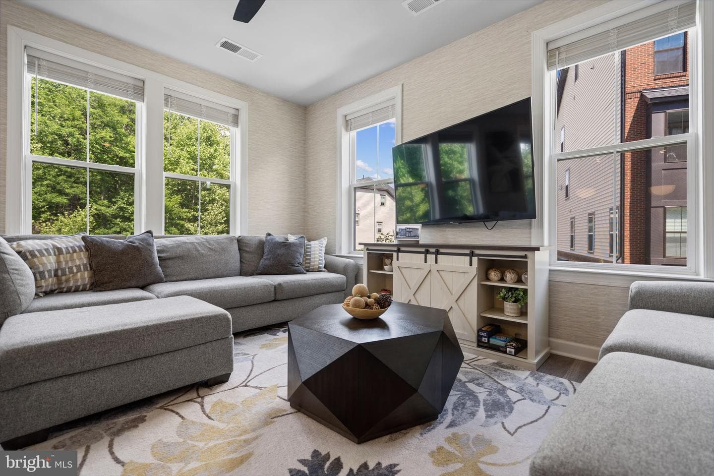 3925 Fair Ridge Dr # 201 photo 34