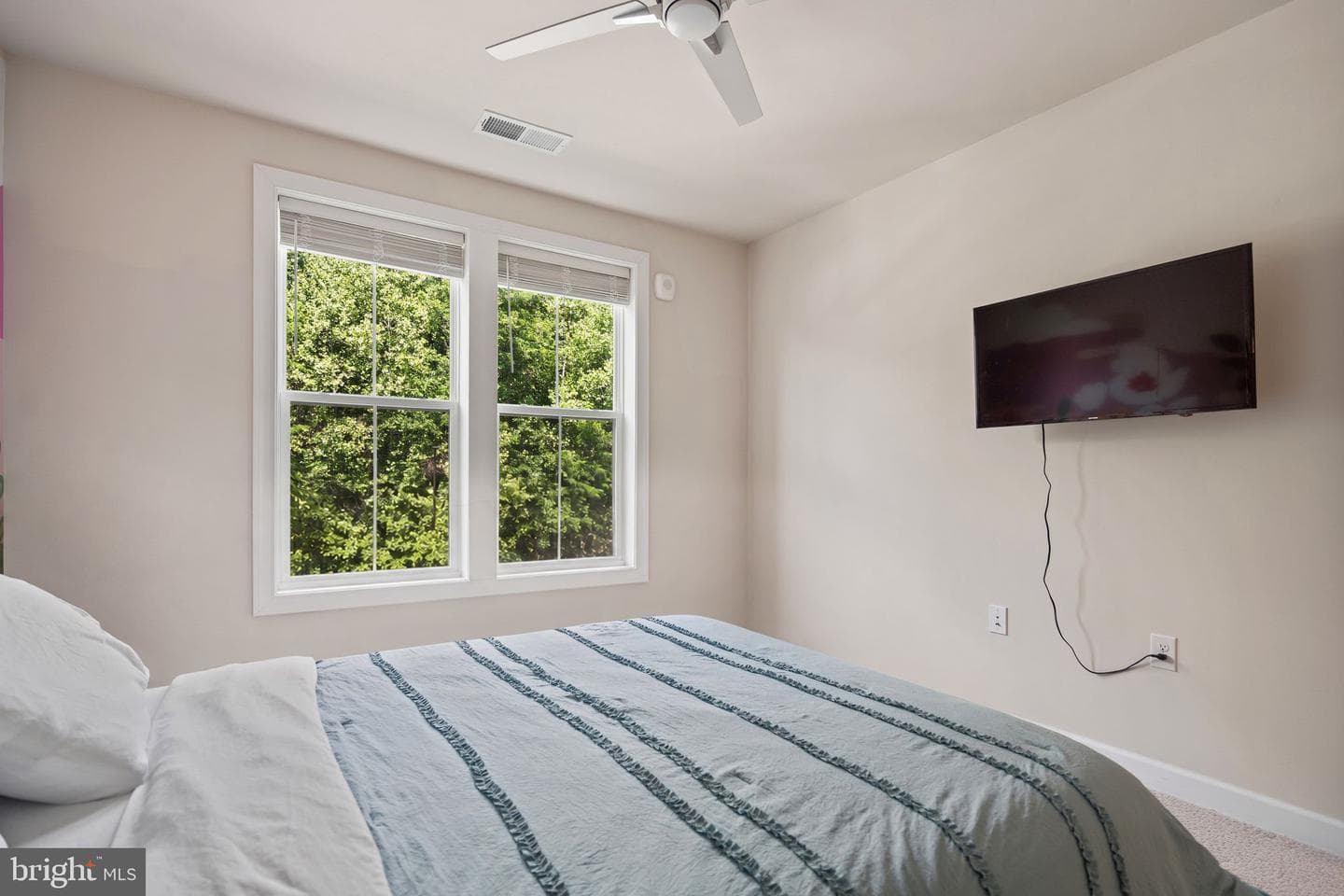 3925 Fair Ridge Dr # 201 photo 46