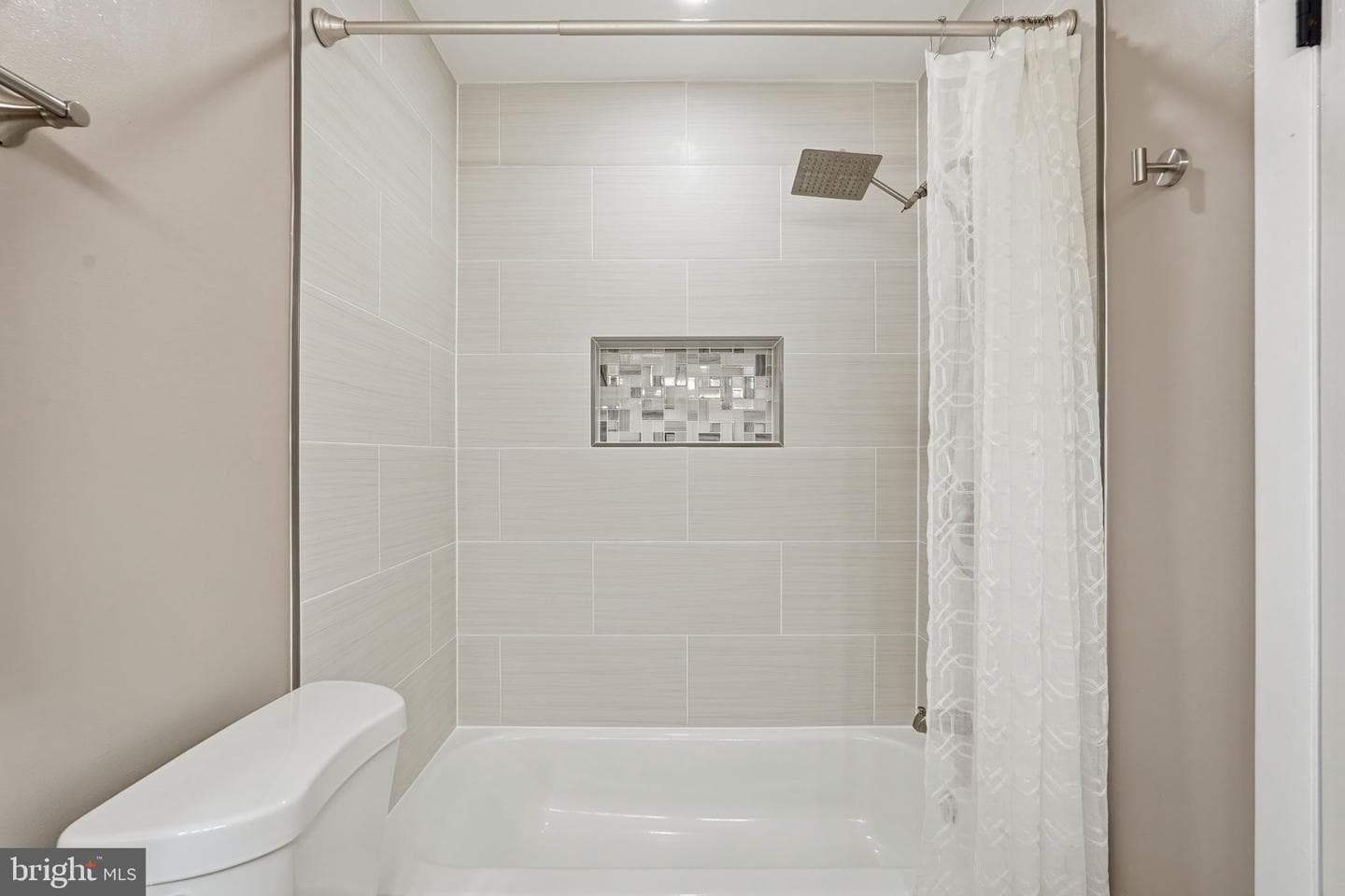 1961 Kennedy Drive #1961 photo 24