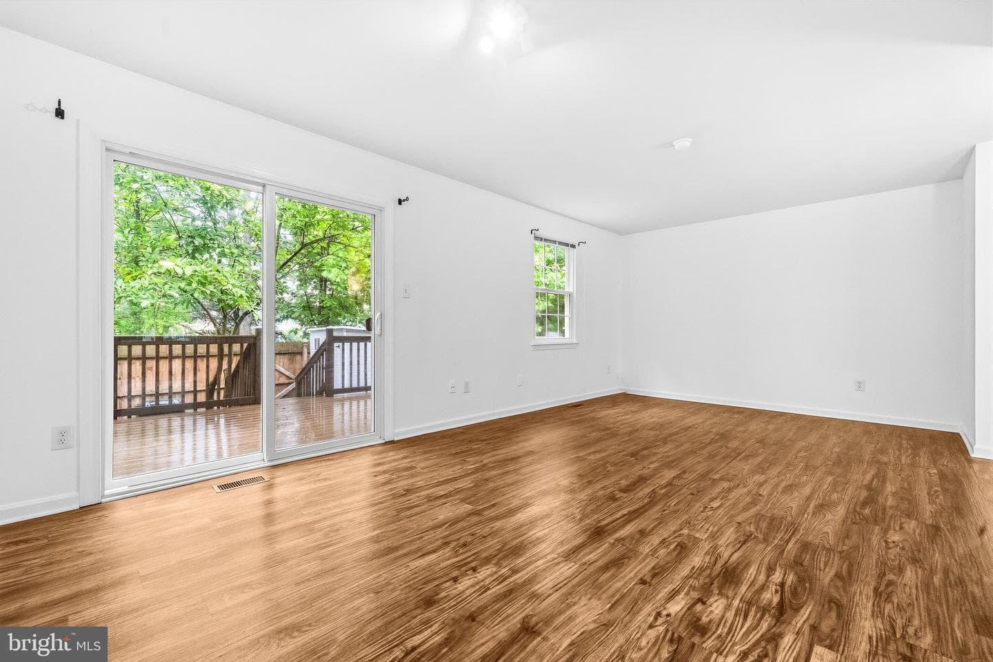 6276 Alforth Avenue photo 3