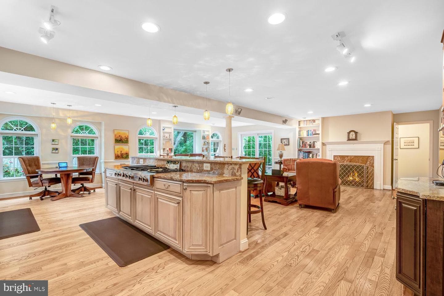 4217 Scotland Road photo 4