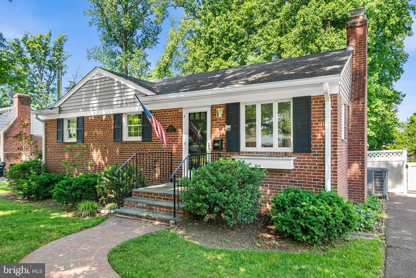 3220 Norfolk Lane photo 27