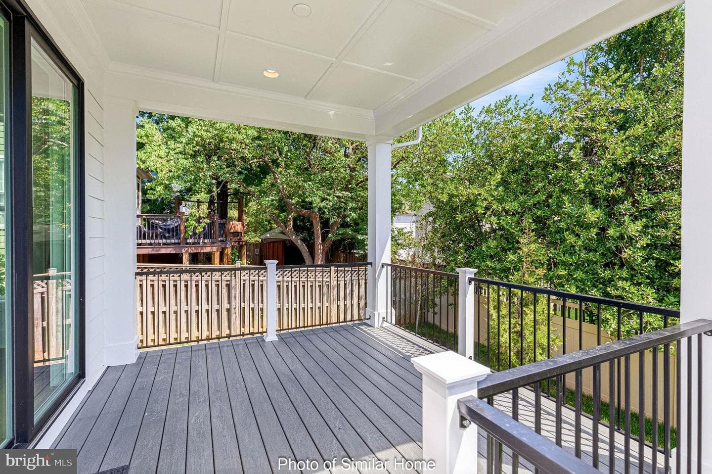 1607 Hunting Avenue photo 36