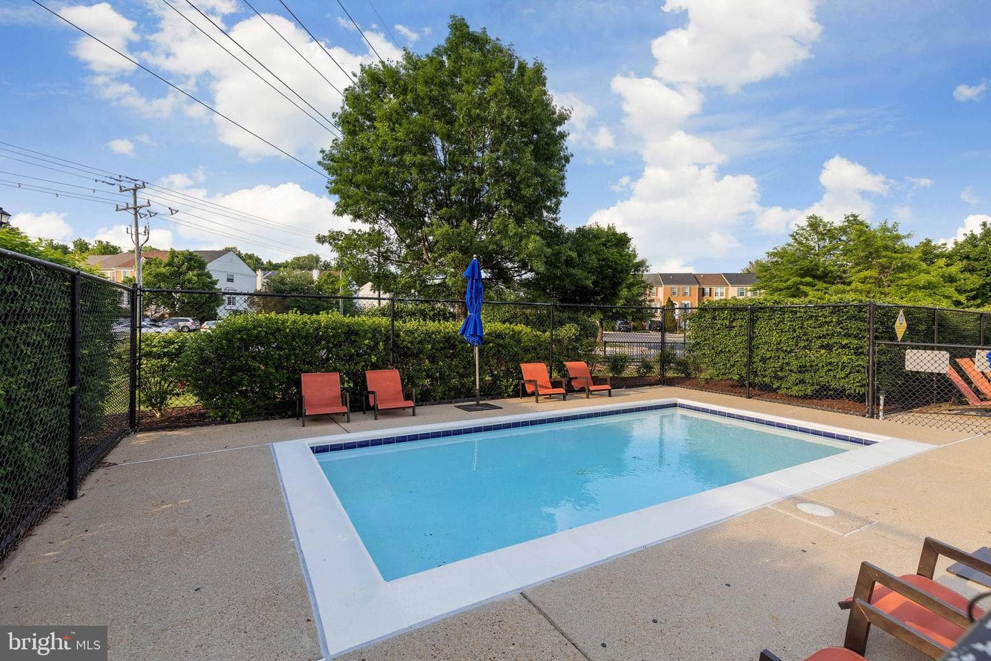 7706 Effingham Square photo 67