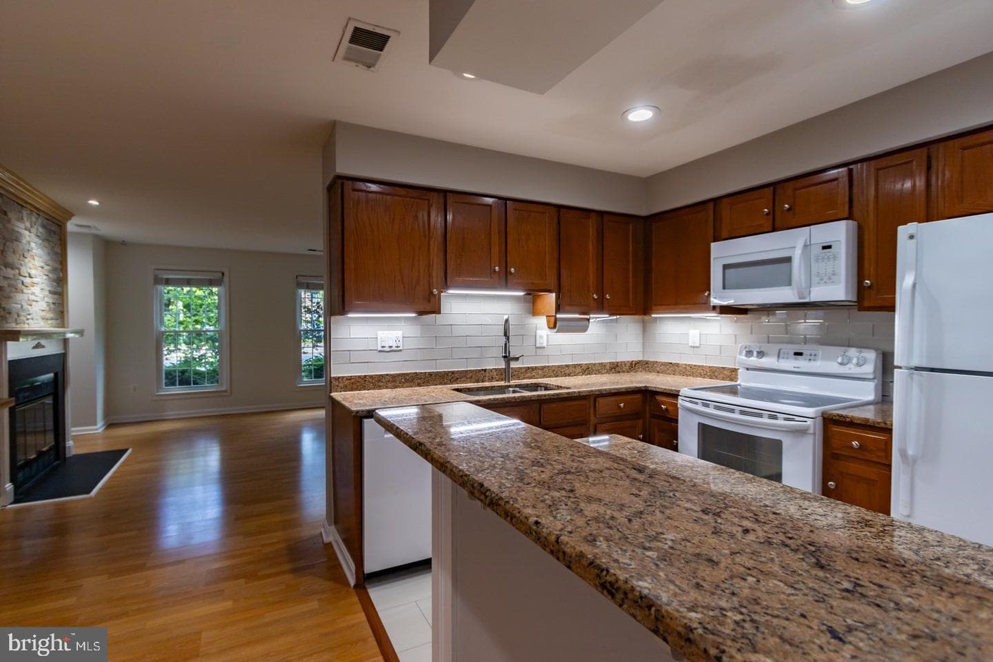 10198 Ashbrooke Court #126 photo 16