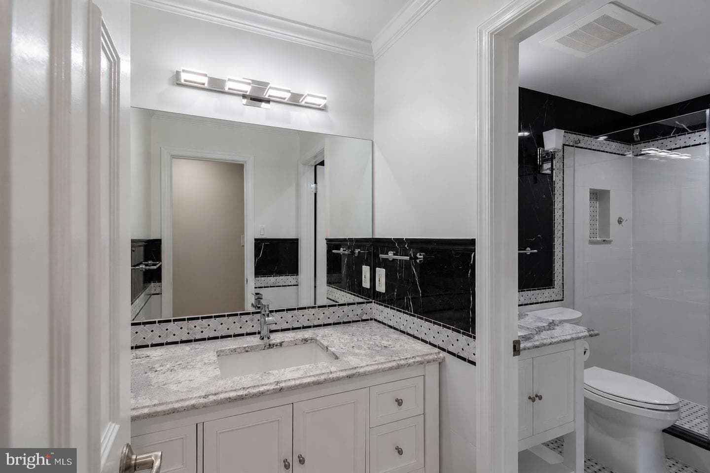 10198 Ashbrooke Court #126 photo 23