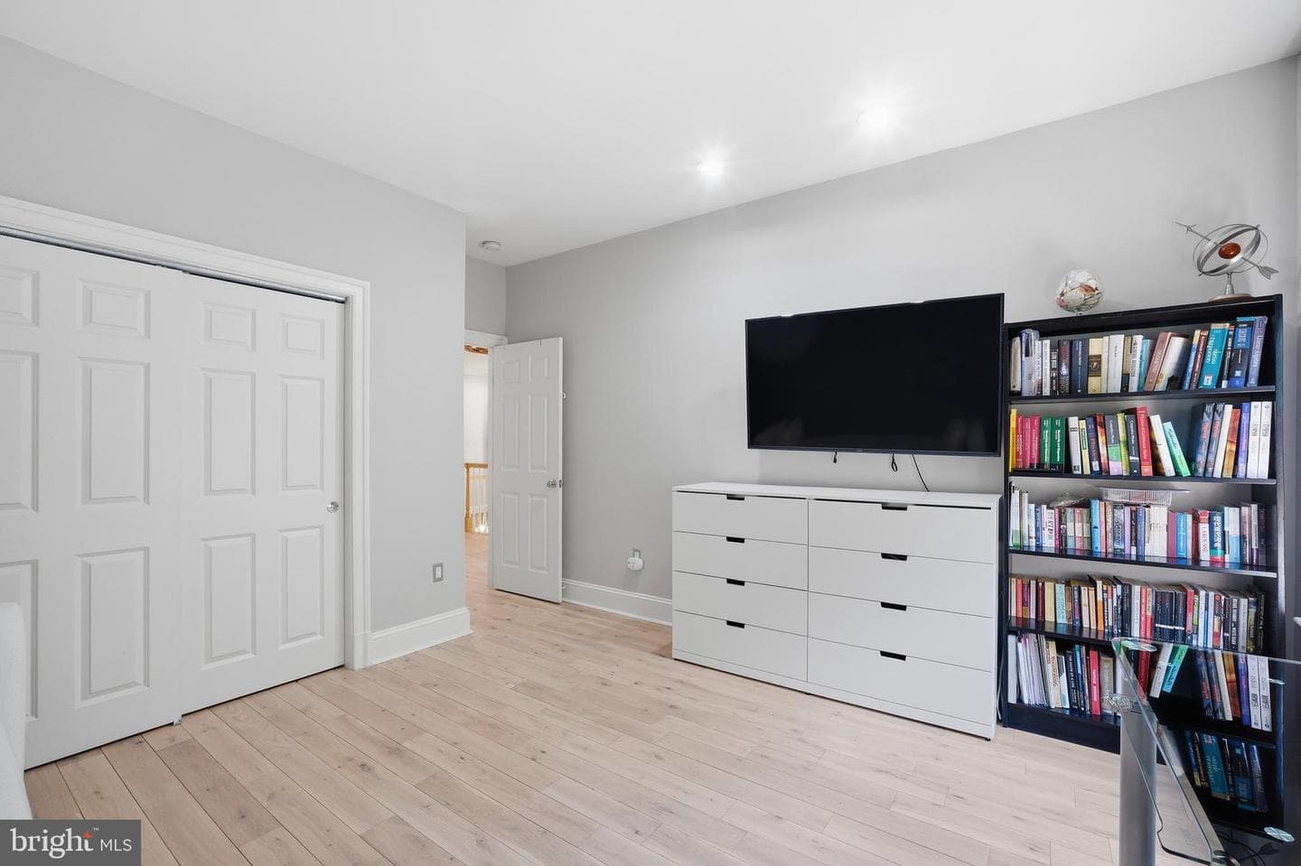 2026 Mayfair Mclean Court photo 43