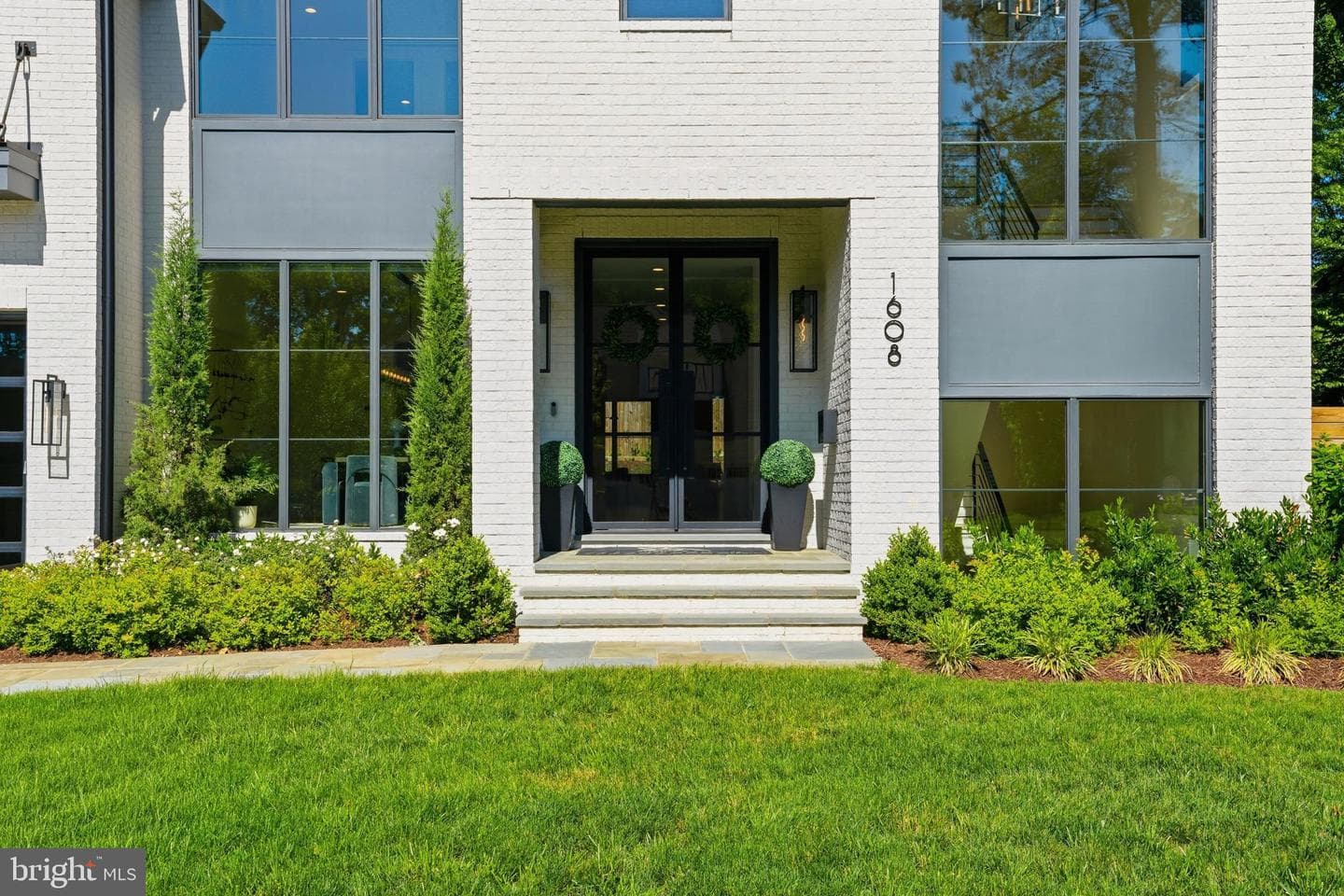 1608 Wrightson Drive photo 3