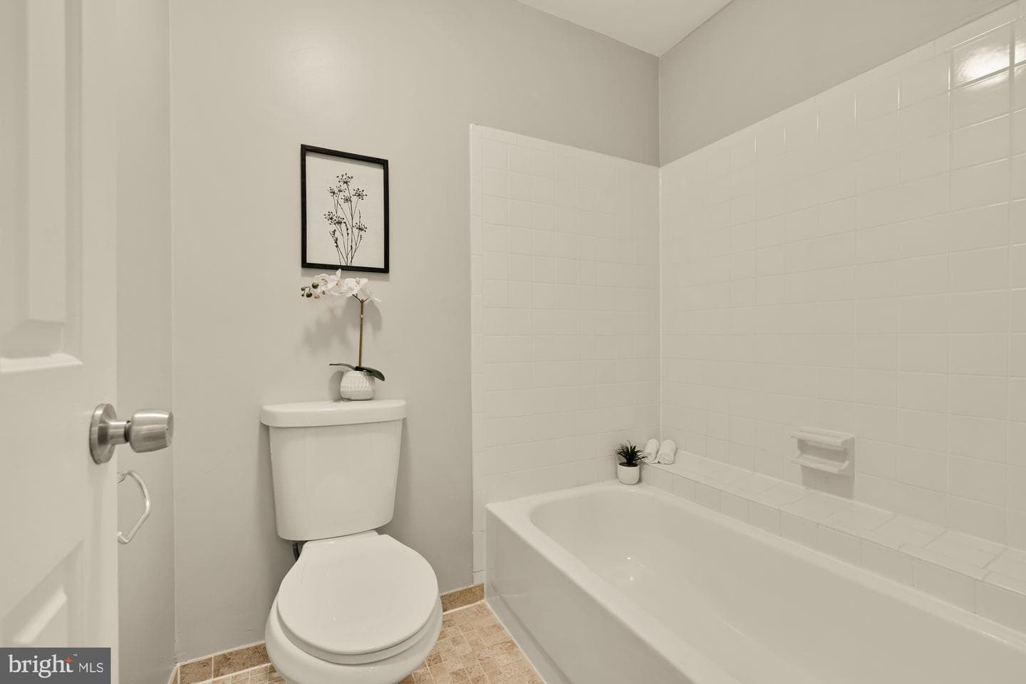 4551 Interlachen Court #h photo 7