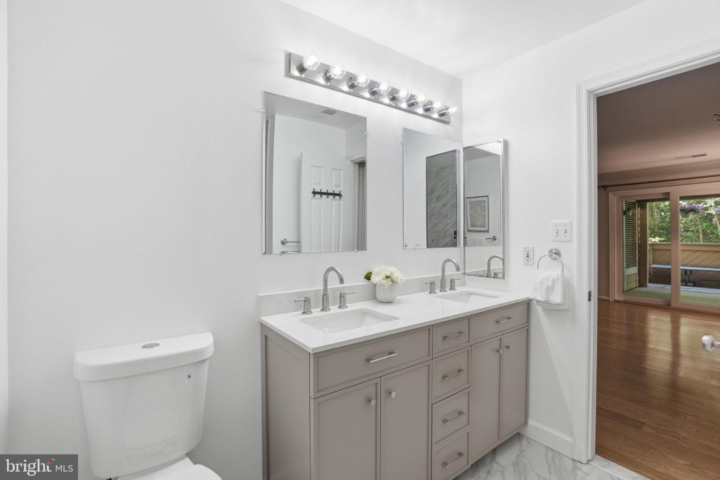 1495 Church Hill Place photo 18