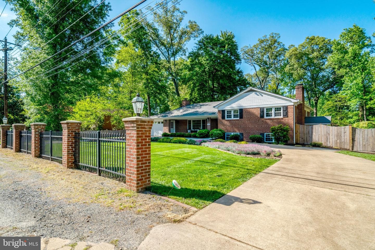 4409 Ferry Landing Road photo 2