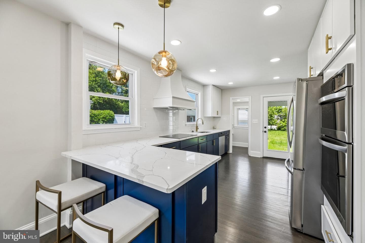2820 Franklin Street photo 20
