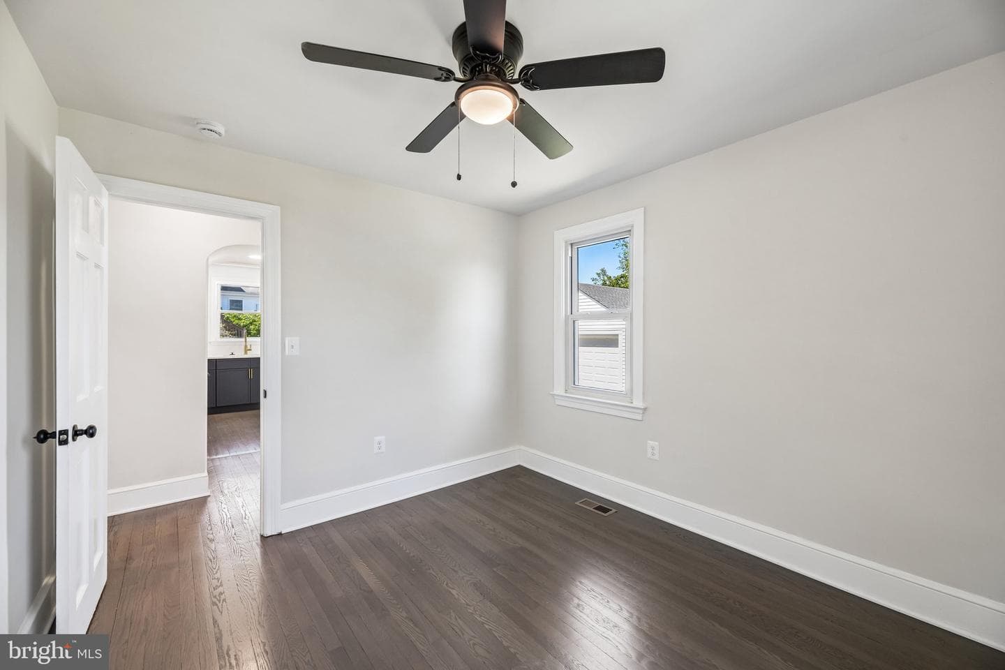 2820 Franklin Street photo 28