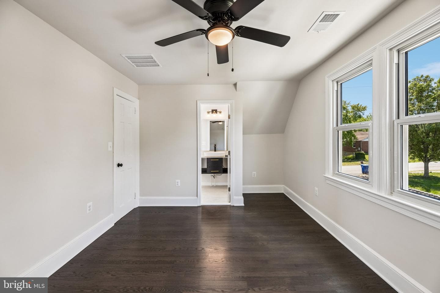 2820 Franklin Street photo 44