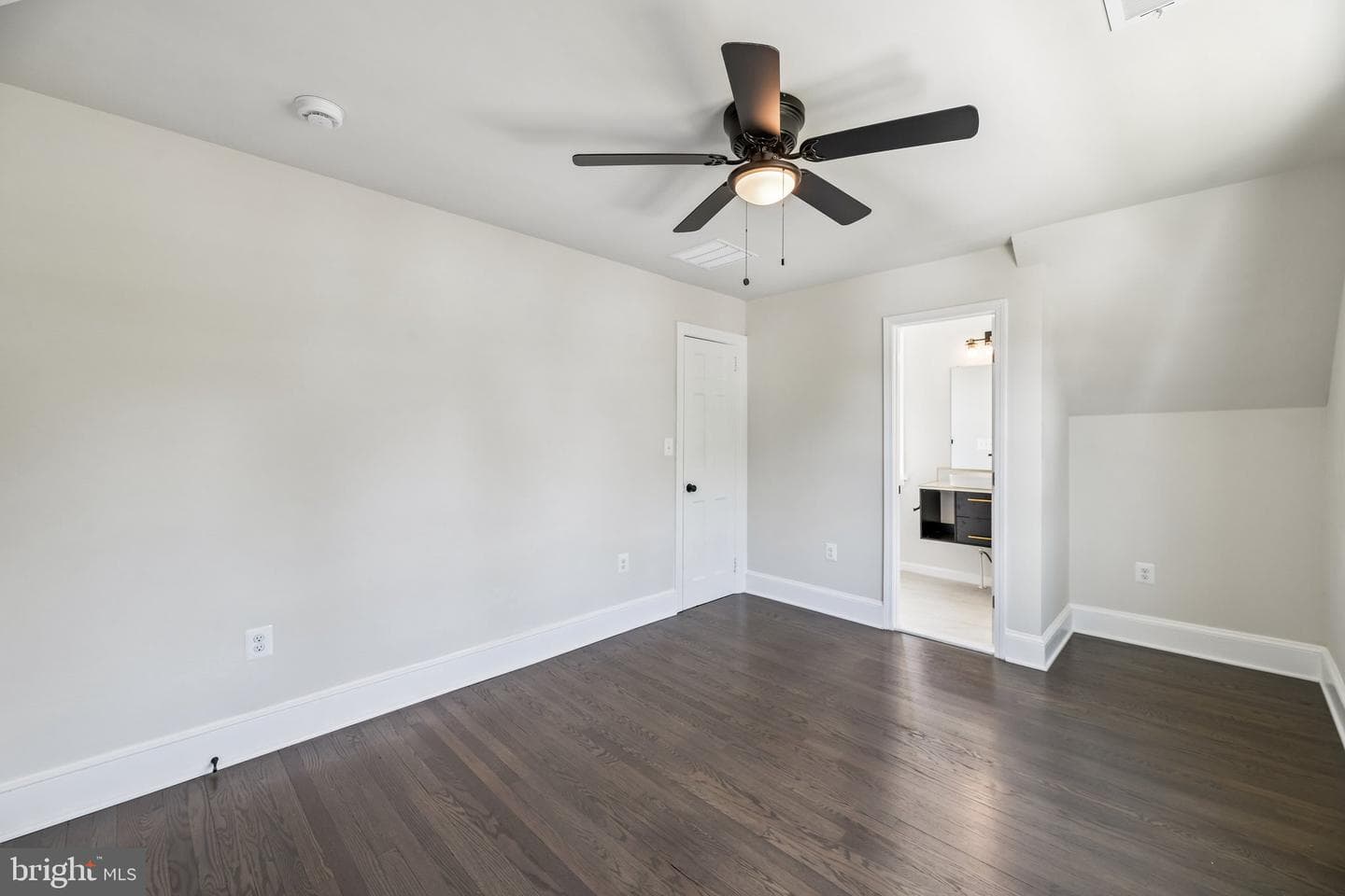 2820 Franklin Street photo 45