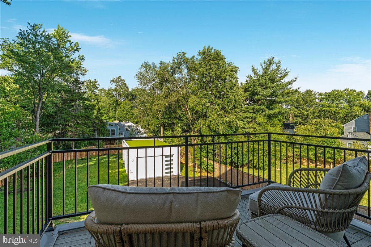 2841 Edgelea Road photo 34