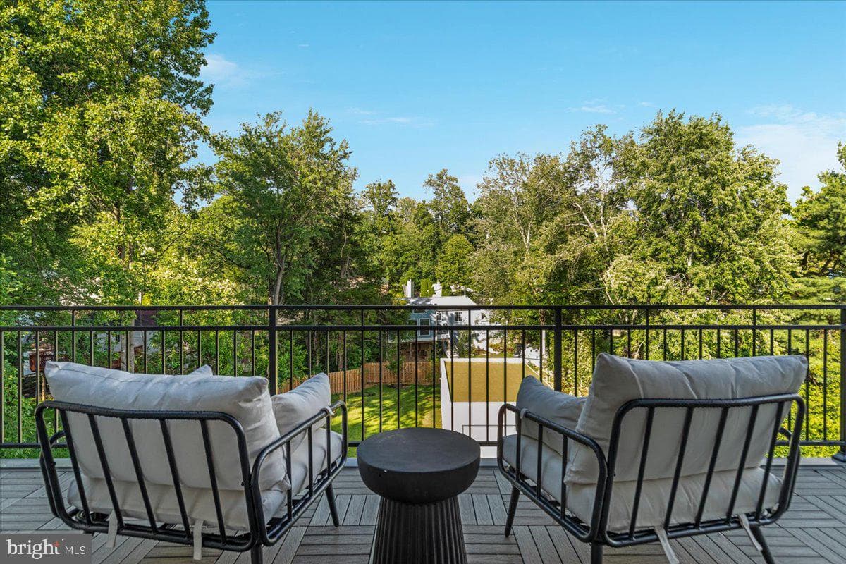 2841 Edgelea Road photo 41