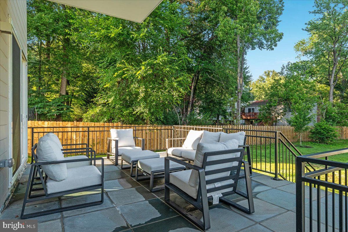2841 Edgelea Road photo 60