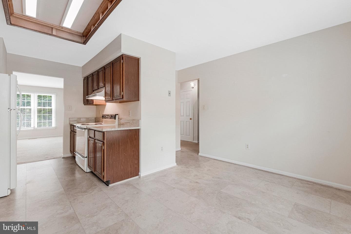2827 Kelly Square photo 11