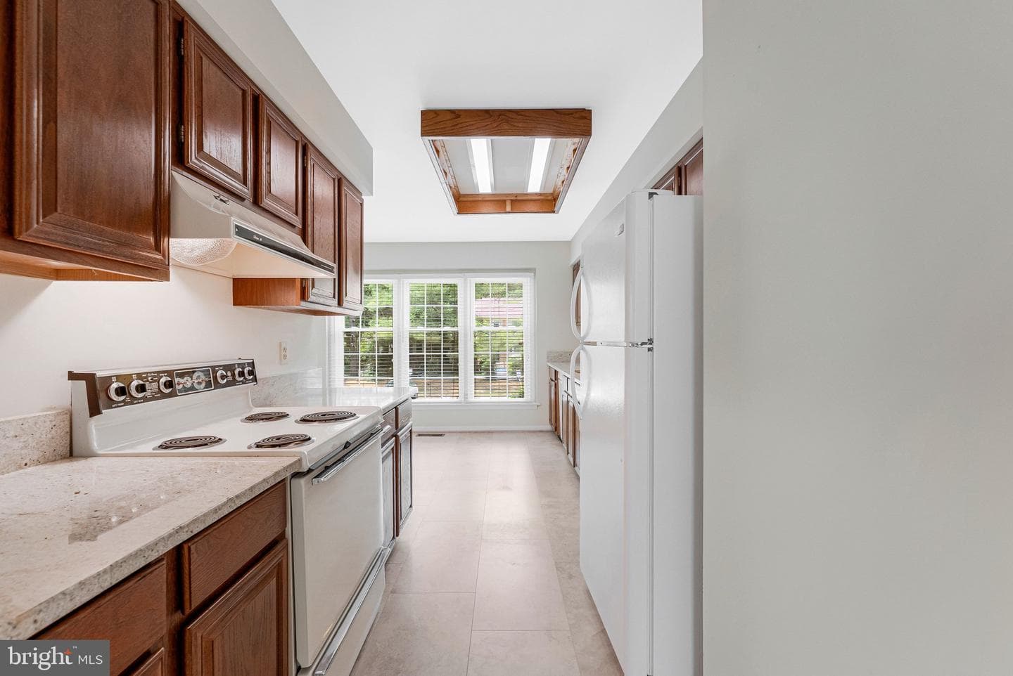 2827 Kelly Square photo 12