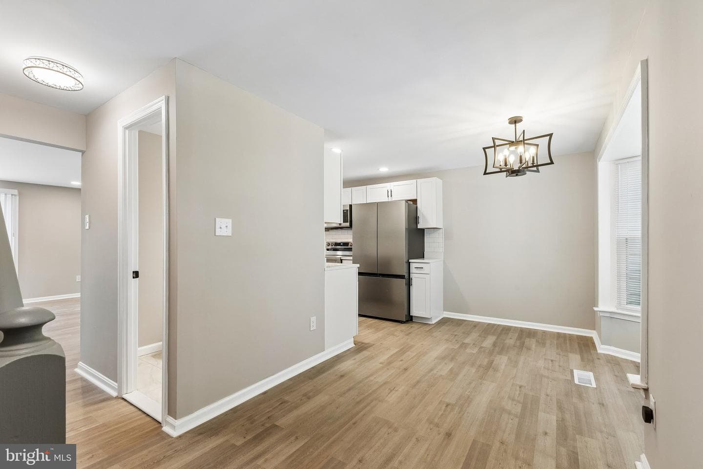 7403 Foxleigh Way photo 17