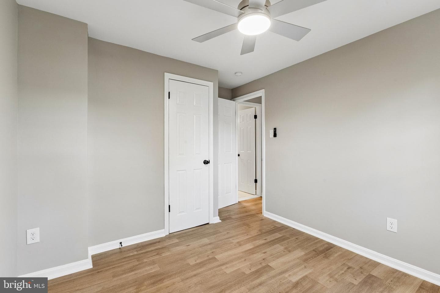 7403 Foxleigh Way photo 24
