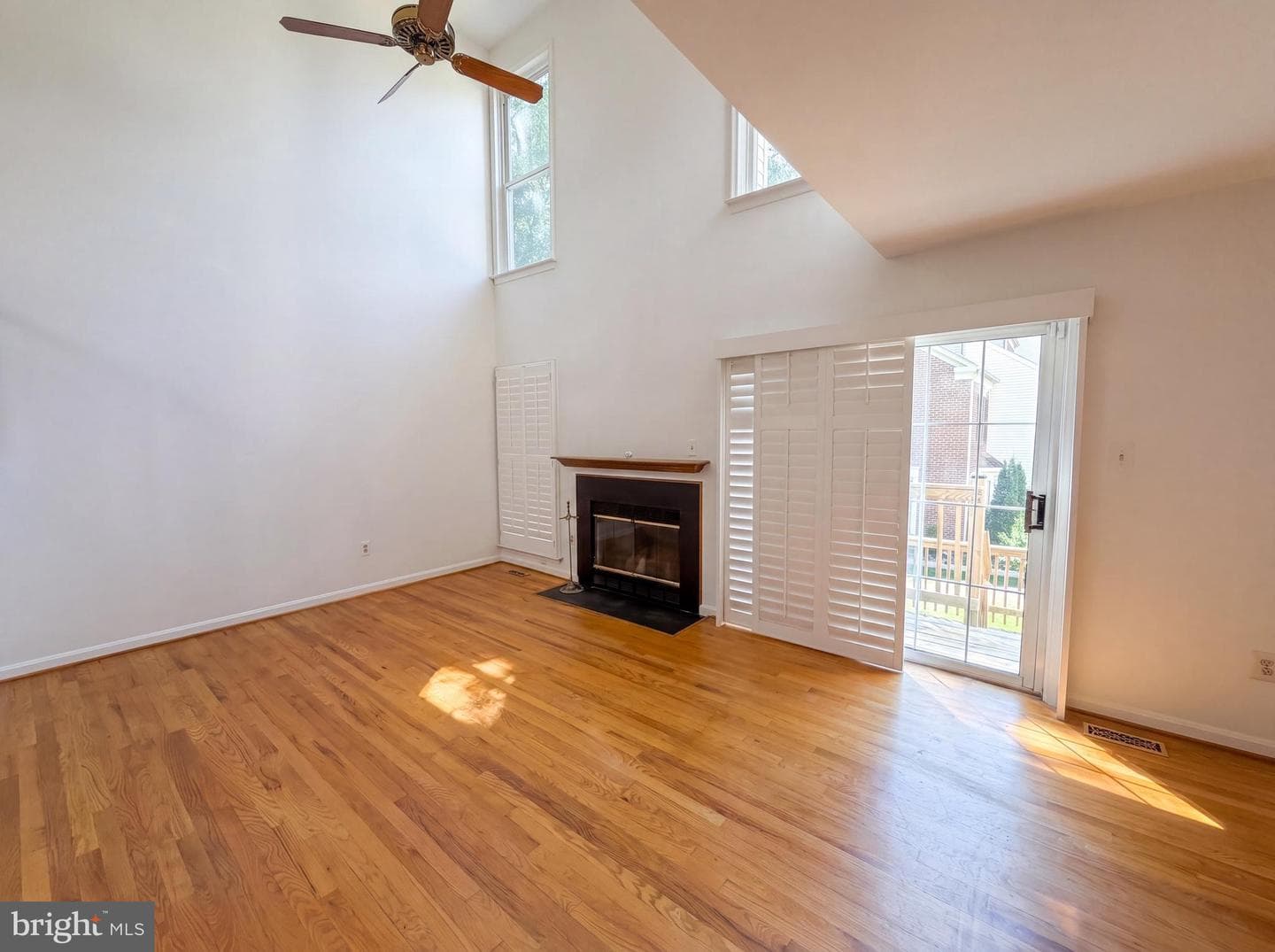 7579 Chrisland Cove photo 3