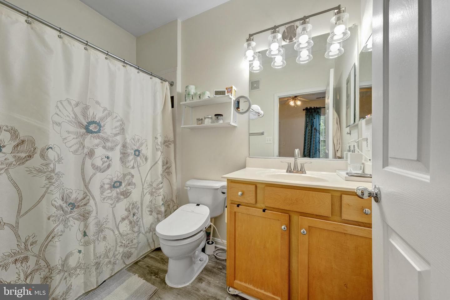 5106 Travis Edward Way #l photo 18